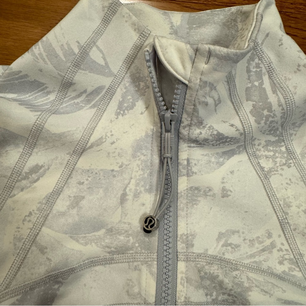 Lululemon Define Jacket - Picture 7 of 12